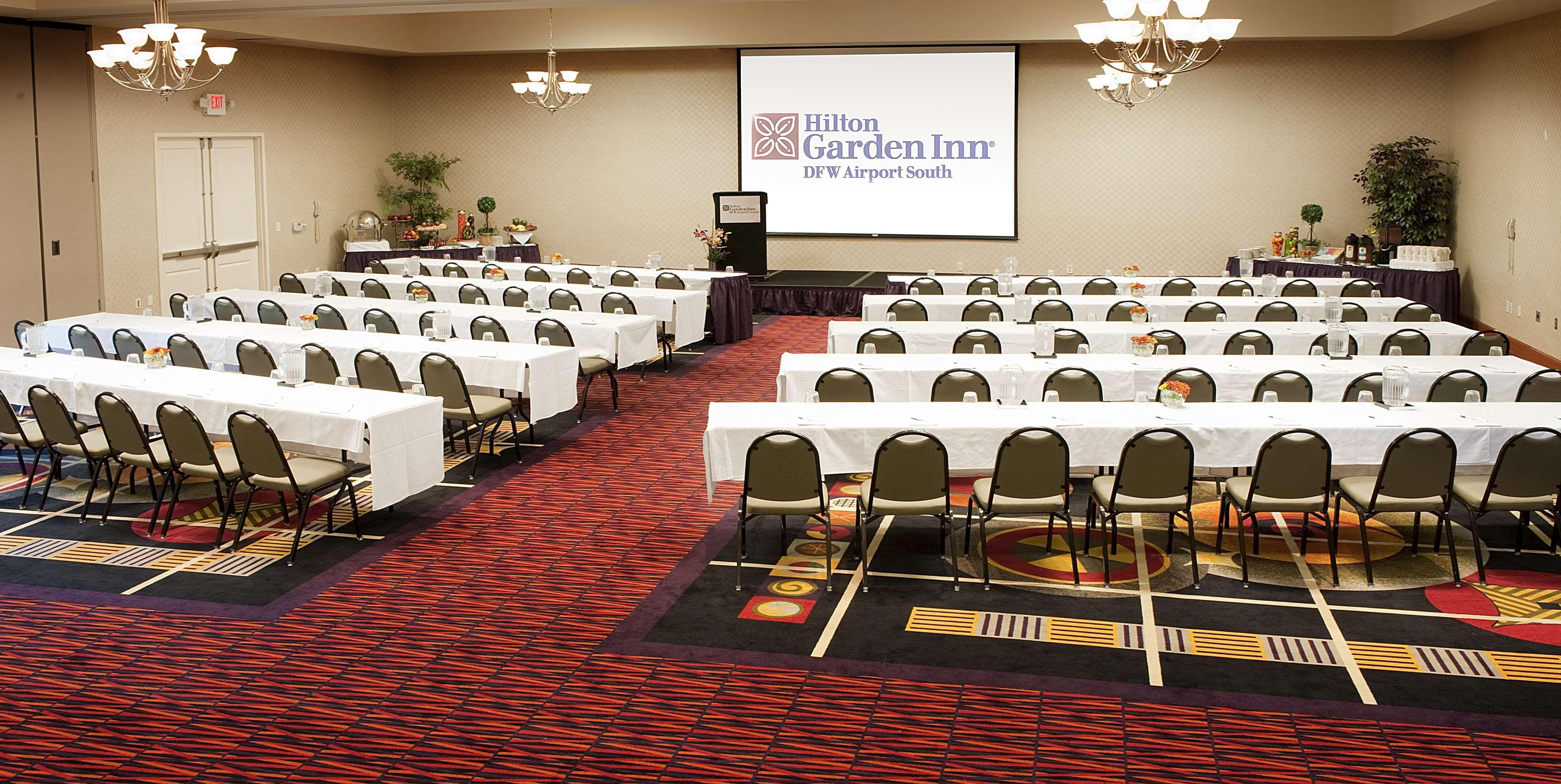 Hilton Garden Inn Dfw Airport South Ірвінг Екстер'єр фото